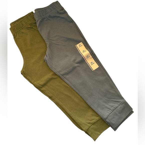 Cat & Jack Bundle Of 2 Jogging Pants Unisex Gray & Green Size 3 BNWT - Picture 1 of 3